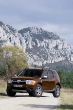 Dacia Duster 2010 года
